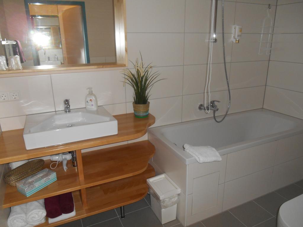 Warum Ins Hotel Neckarsulm Kültér fotó
